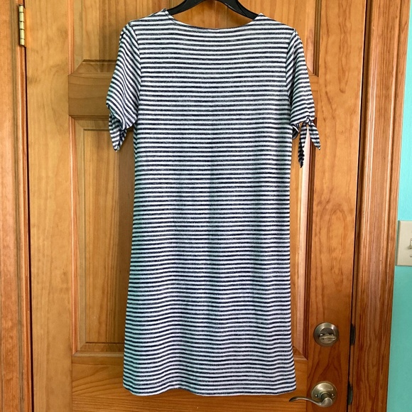 Women’s size small Gap navy and white striped comfy swing dress or T-shi… - Picture 2 of 7